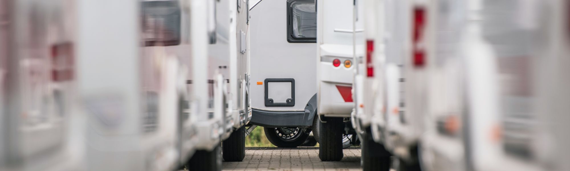 Guide to RV Storage | Outdoor RV Parking | Storage Facility in Baldwin City
